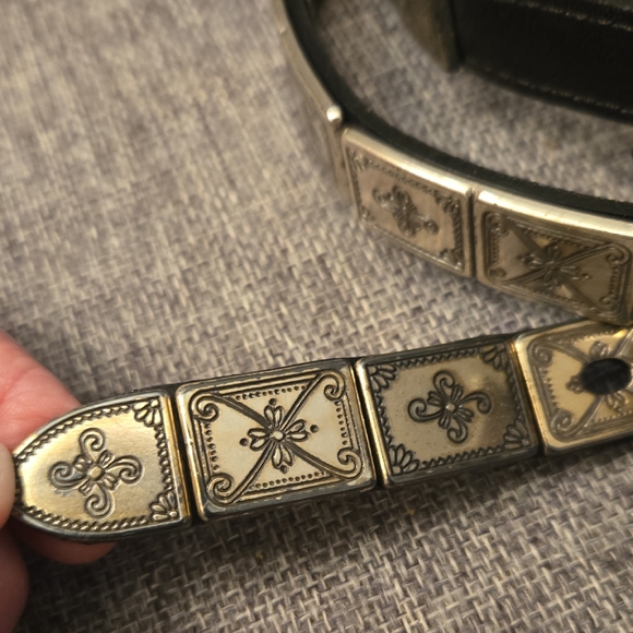 Brighton Black Belt with Silver Detailing - Picture 2 of 8